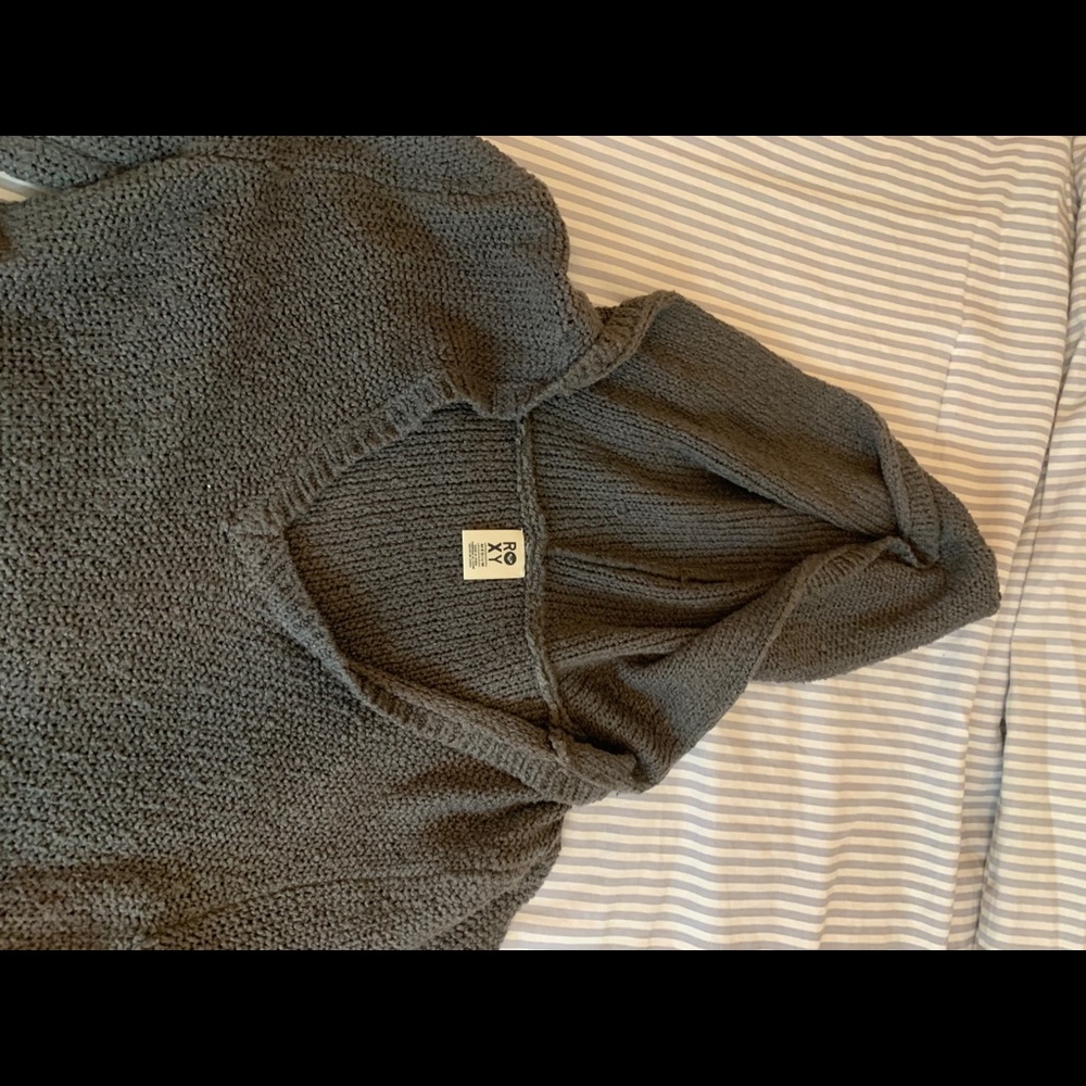 pullover sweater - Picture 2 of 5